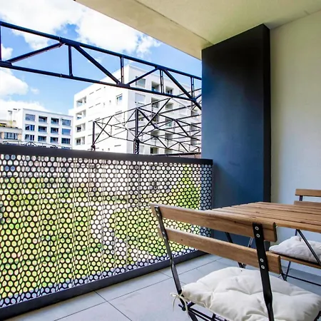 Blueground 7 Furnished With Balcony Prg-1 Lägenhet *