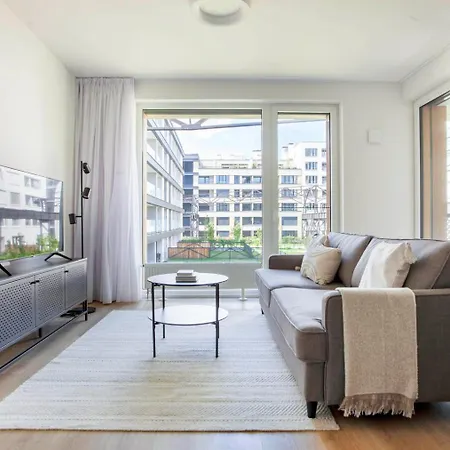 דירה Blueground 7 Furnished With Balcony Prg-1